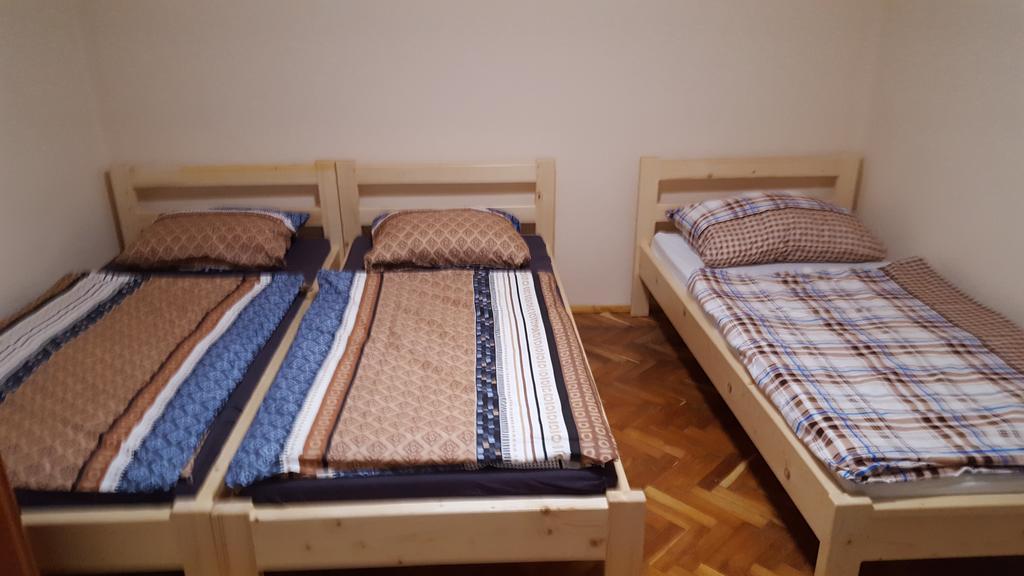 M&M Apartman ทิสซาฟือแรด ภายนอก รูปภาพ